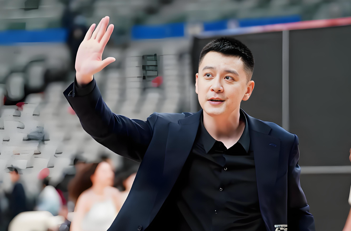 开云直播平台-输给宏远30分！杨鸣中肯点评，指出了辽宁队输球主要原因